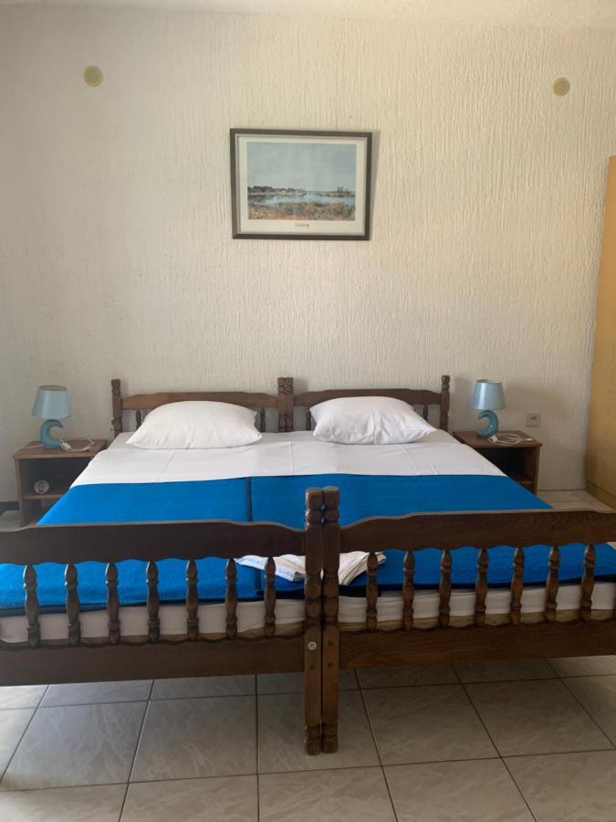Apartmani Dzapo Srima Esterno foto